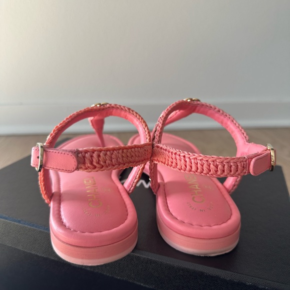 100% authentic Chanel chain sandals lambskin - Picture 5 of 11